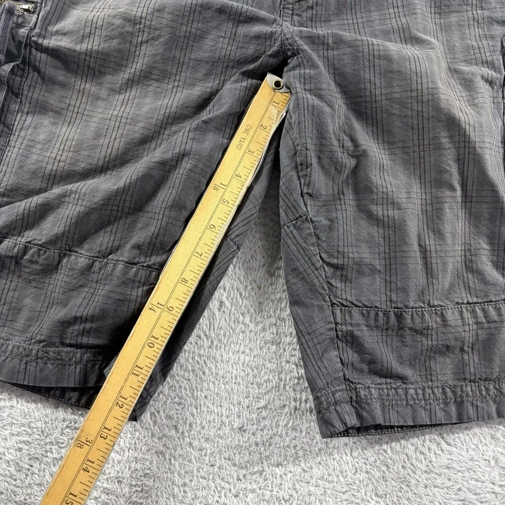 VINTAGE French‎ Connection Cargo Shorts Mens 38 Gray Plaid Y2K Retro Utility